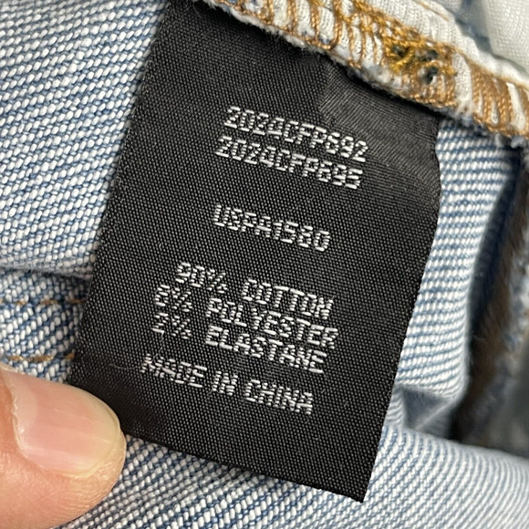 Universal Standard Straight Jeans Womens 14 Lightwash High Rise Faded NWT - Picture 13 of 16